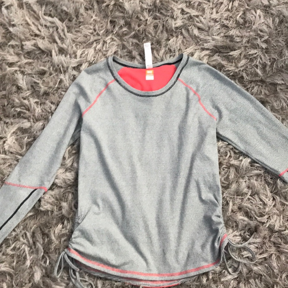 Lucy Tech work athletic shirt